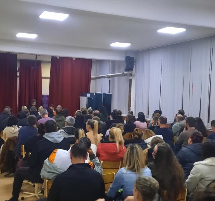 Одржан родитељски састанак за родитеље/законске заступнике ученика 8. разреда