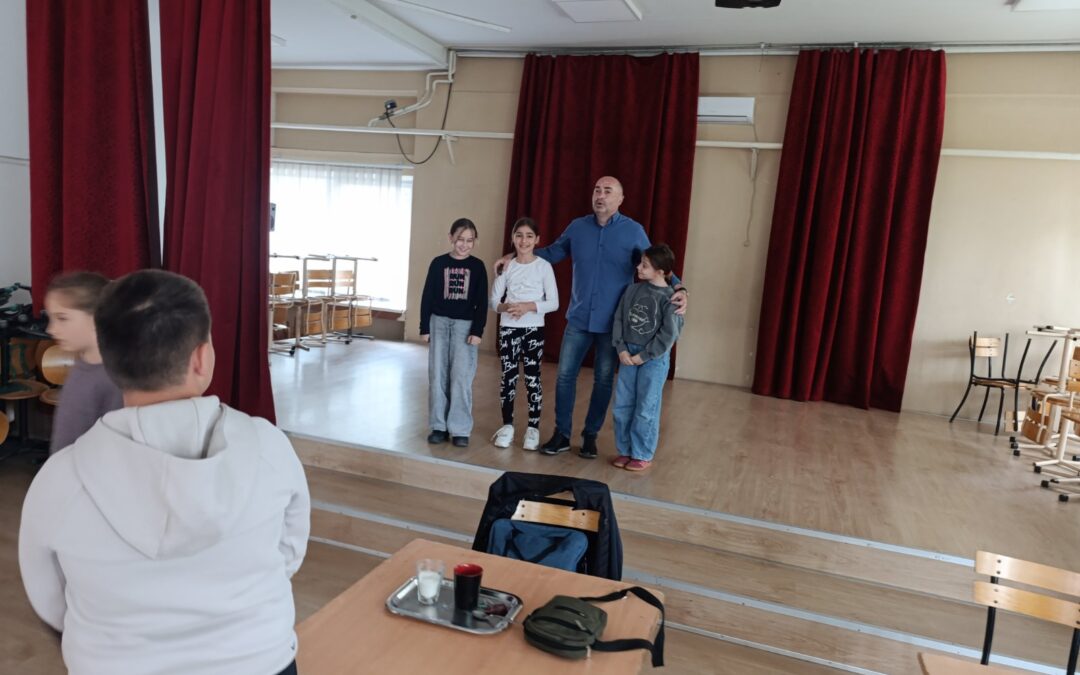 IMG-221c8f5004acb21805515c6abcc4a204-V